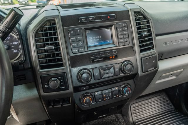 Used 2018 Ford F250 XL w/ Power Equipment Group AWD/4WD image 26