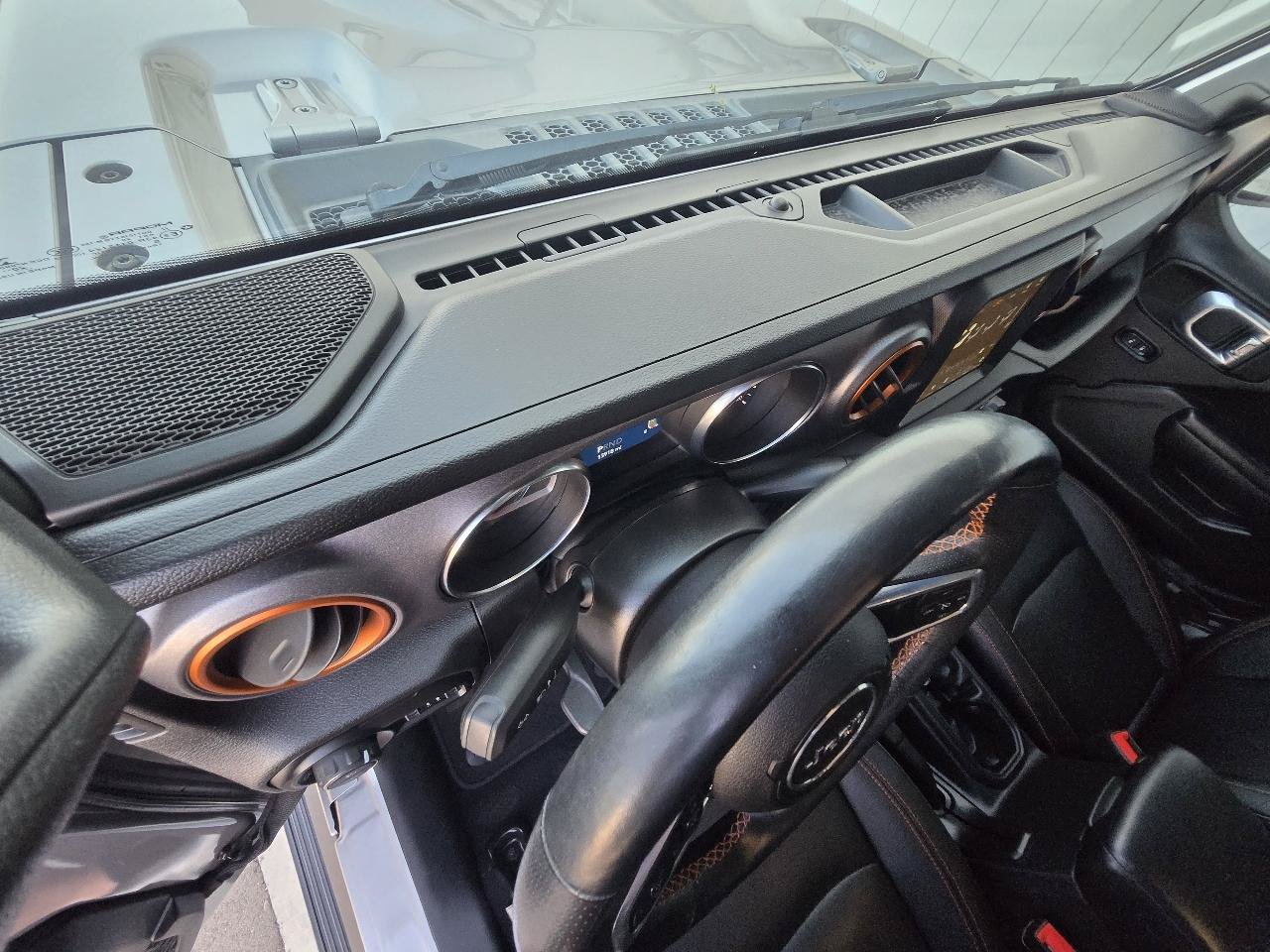 Used 2021 Jeep Gladiator Mojave AWD/4WD image 37
