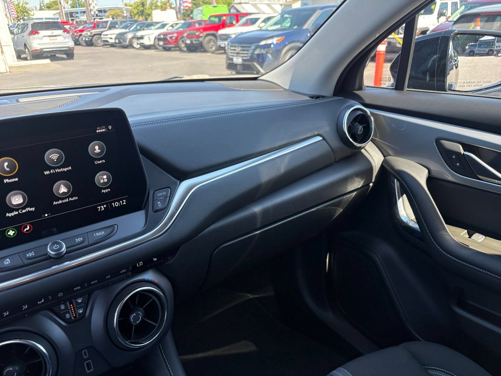 Used 2025 Chevrolet Blazer LT FWD image 37