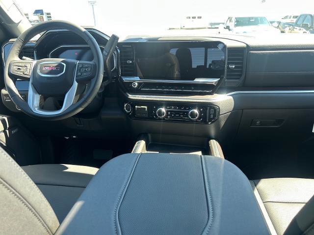 New 2026 GMC Sierra 3500 SLT w/ SLT Premium Package AWD/4WD image 8