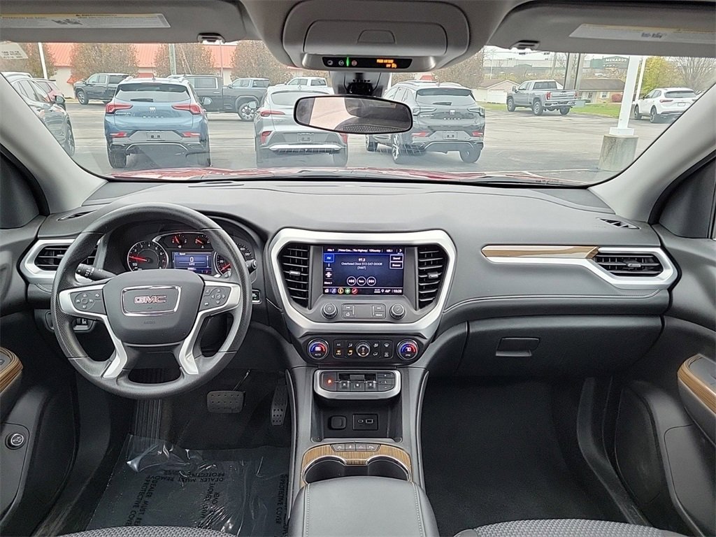 Used 2023 GMC Acadia SLE w/ Driver Convenience Package image 8