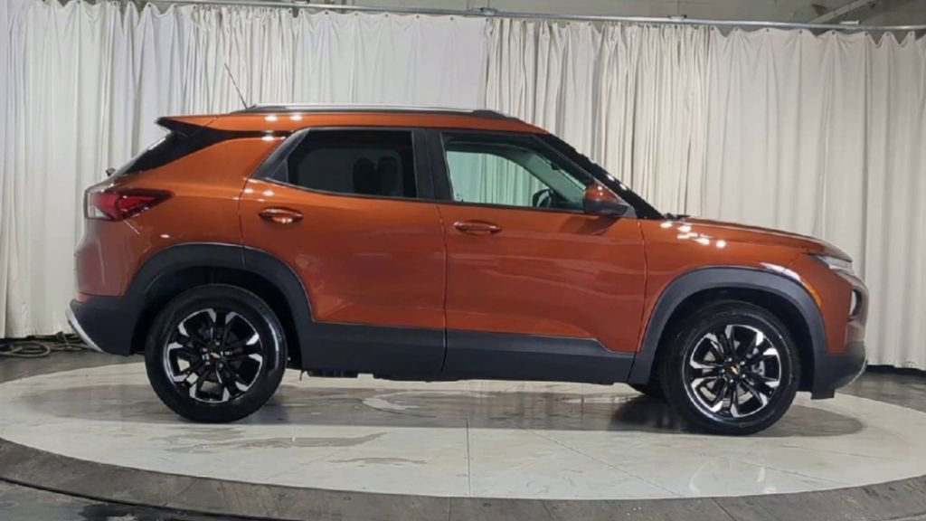 Used 2021 Chevrolet TrailBlazer LT w/ Convenience Package image 11