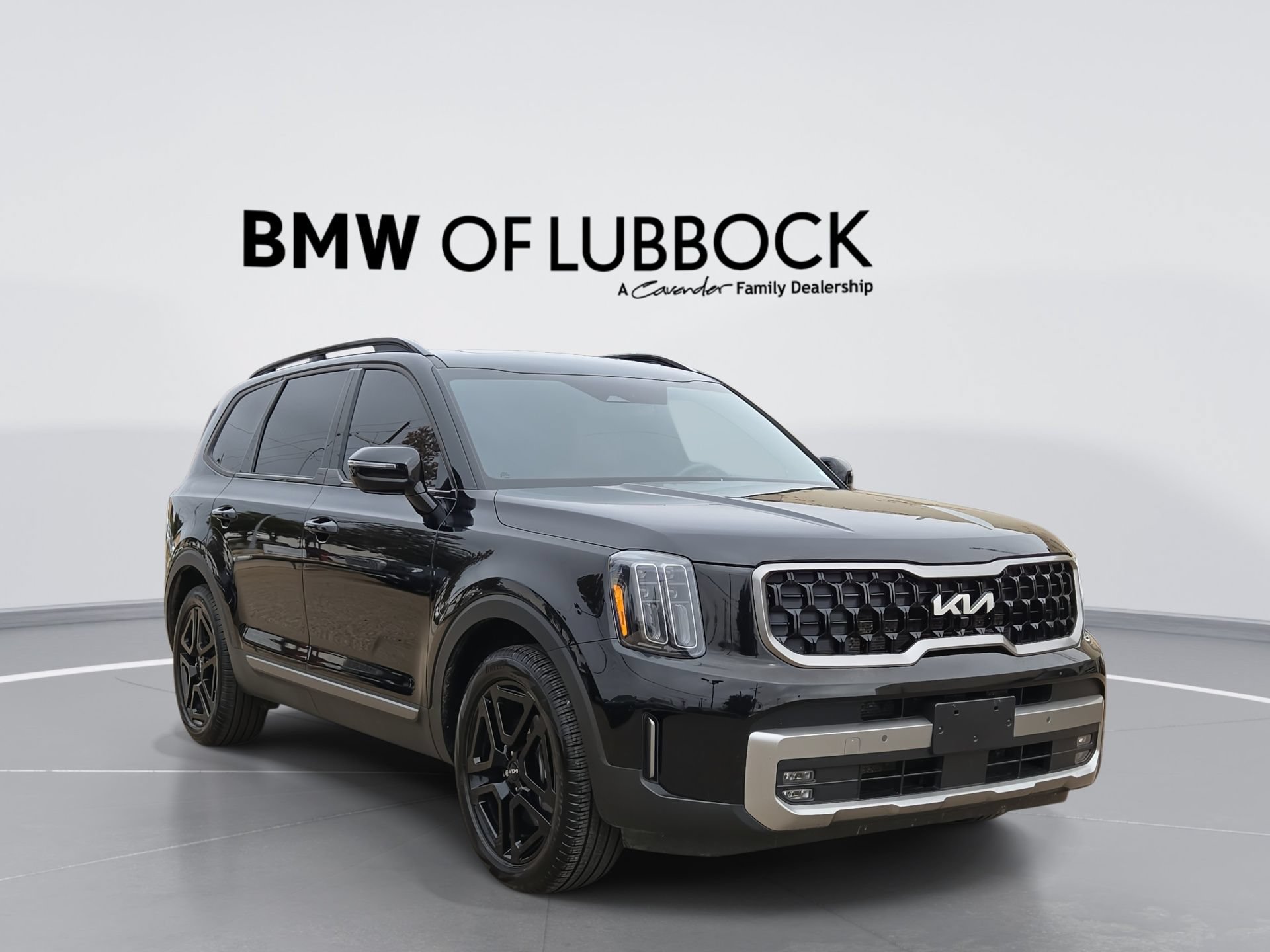 Used 2023 Kia Telluride SX X-Line AWD/4WD image 1