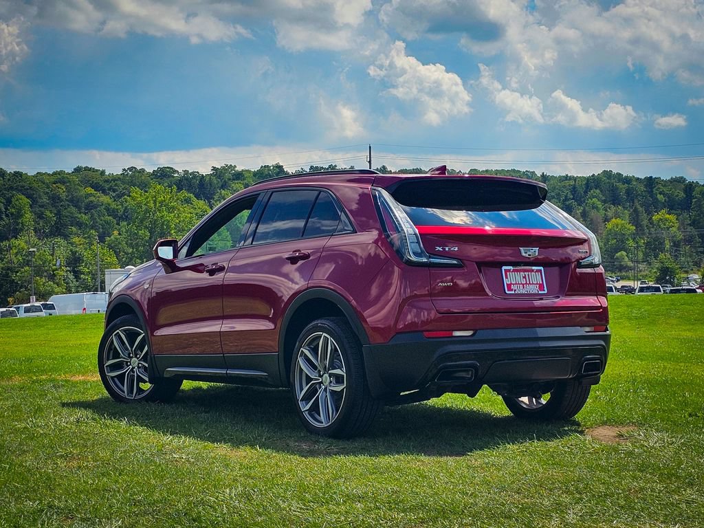 Used 2020 Cadillac XT4 Sport w/ Cold Weather Package AWD/4WD image 5