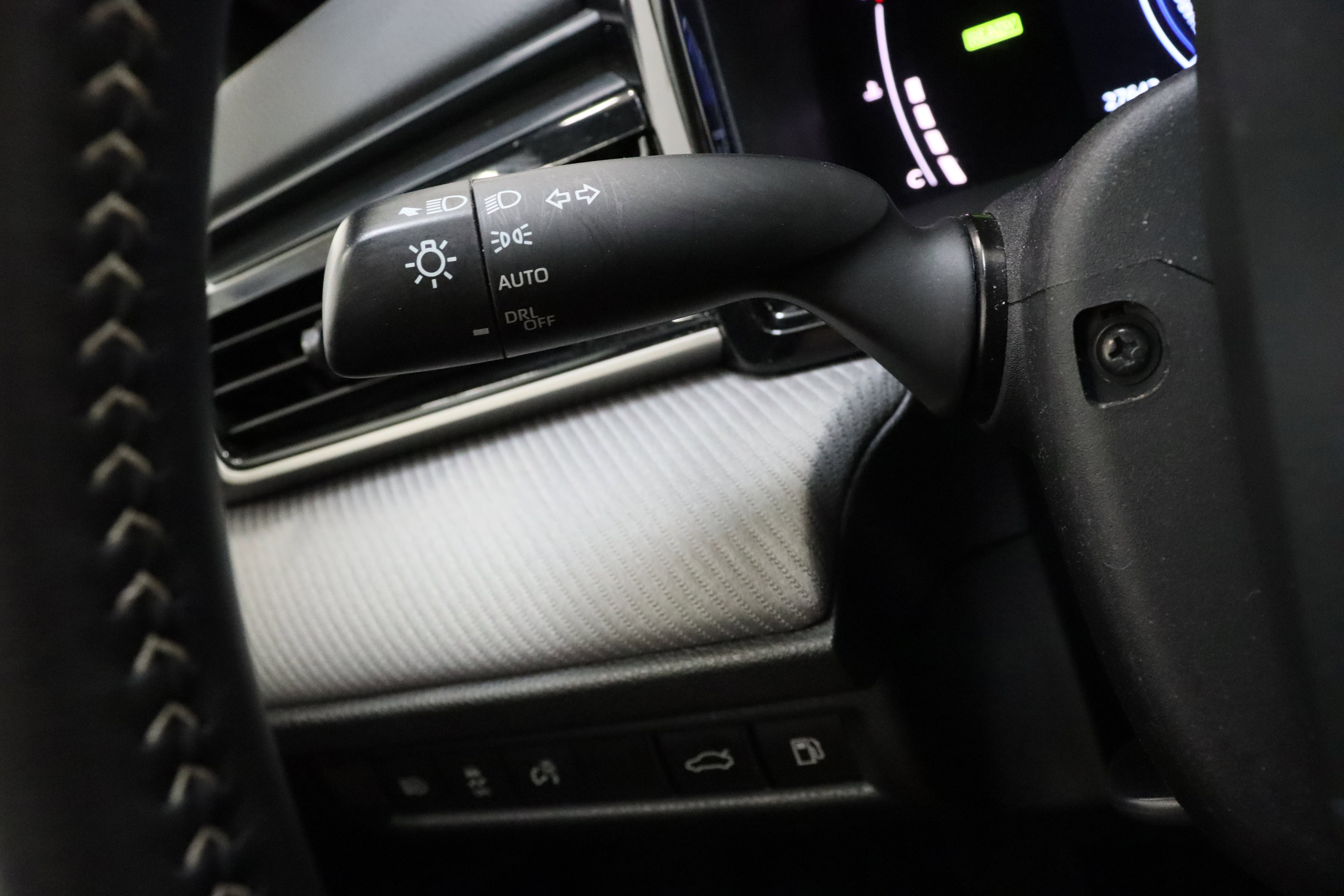 Certified 2025 Toyota Camry SE image 25