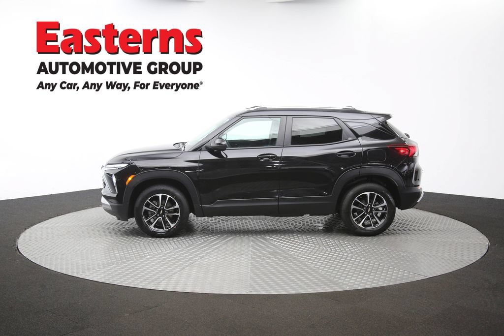 Used 2026 Chevrolet TrailBlazer LT w/ LT Cold Weather Package AWD/4WD image 59
