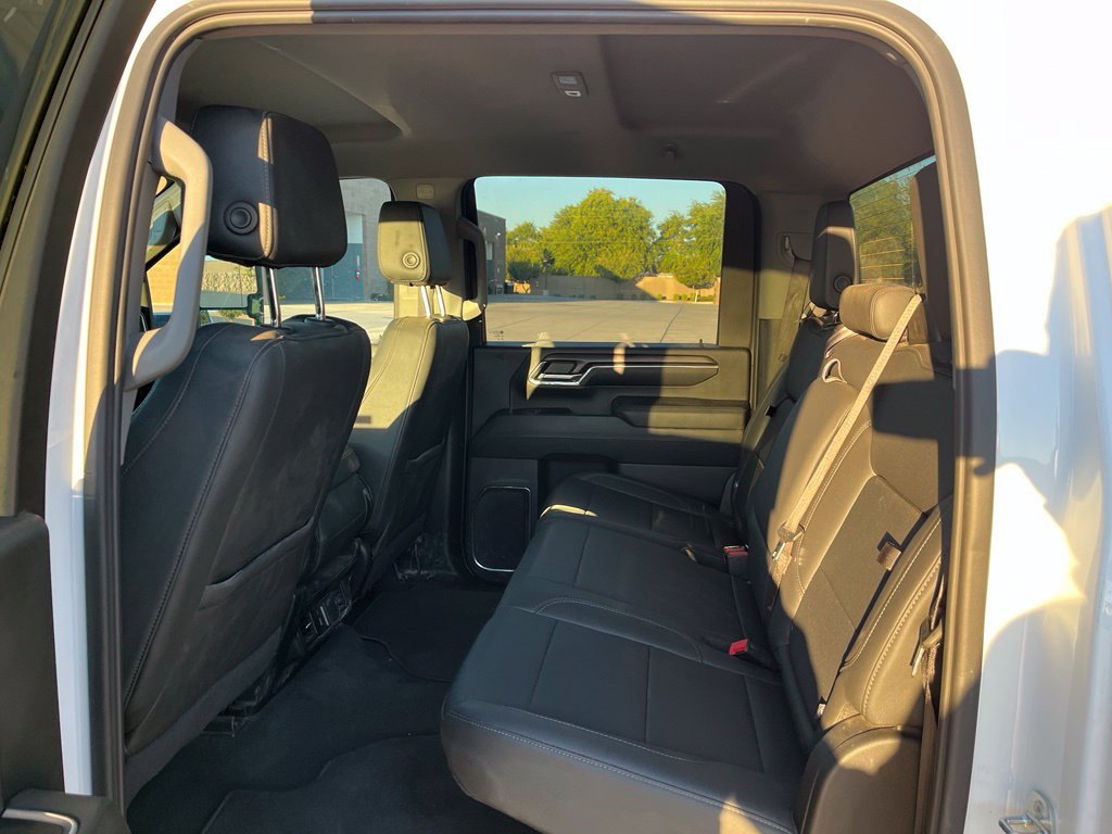 Used 2024 GMC Sierra 3500 SLT AWD/4WD image 18