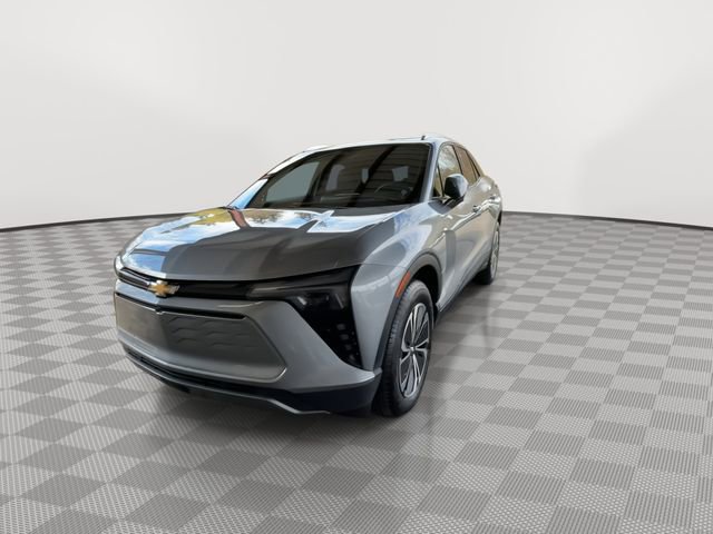 Used 2024 Chevrolet Blazer EV LT AWD/4WD image 3