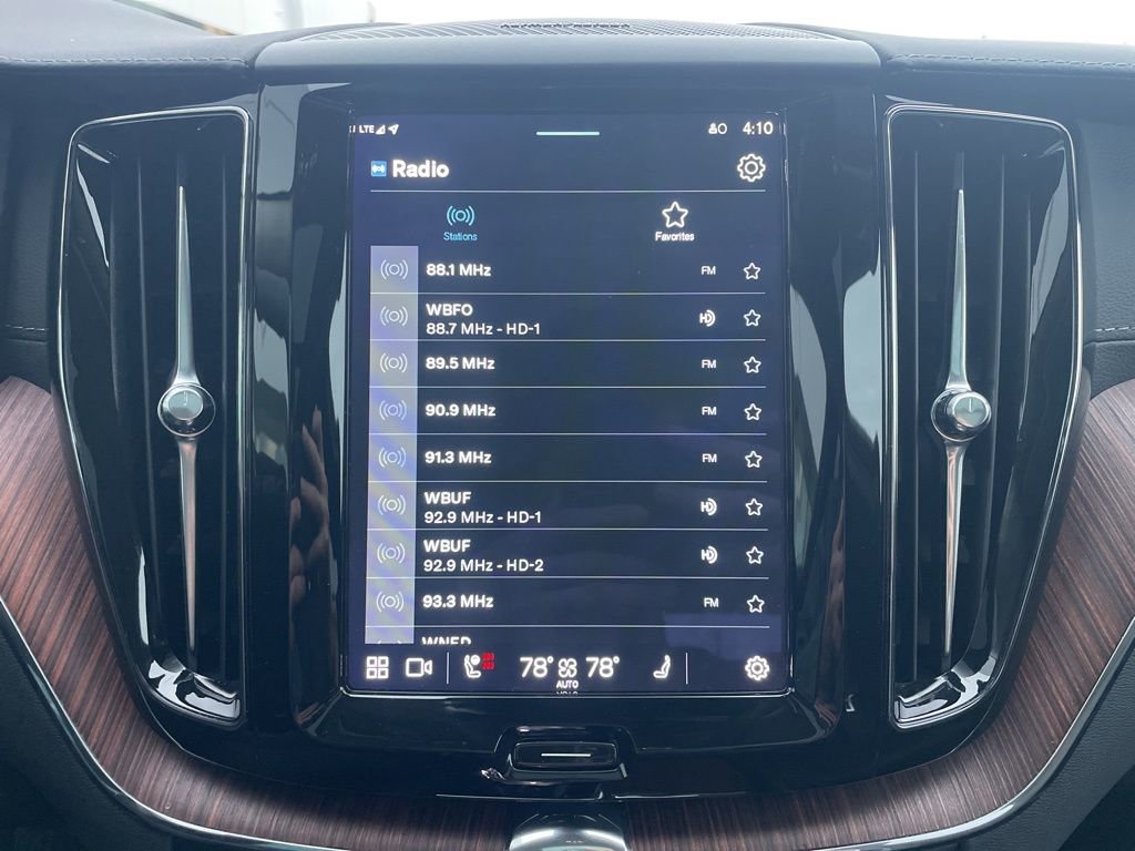 Certified 2023 Volvo XC60 B5 Ultimate image 37