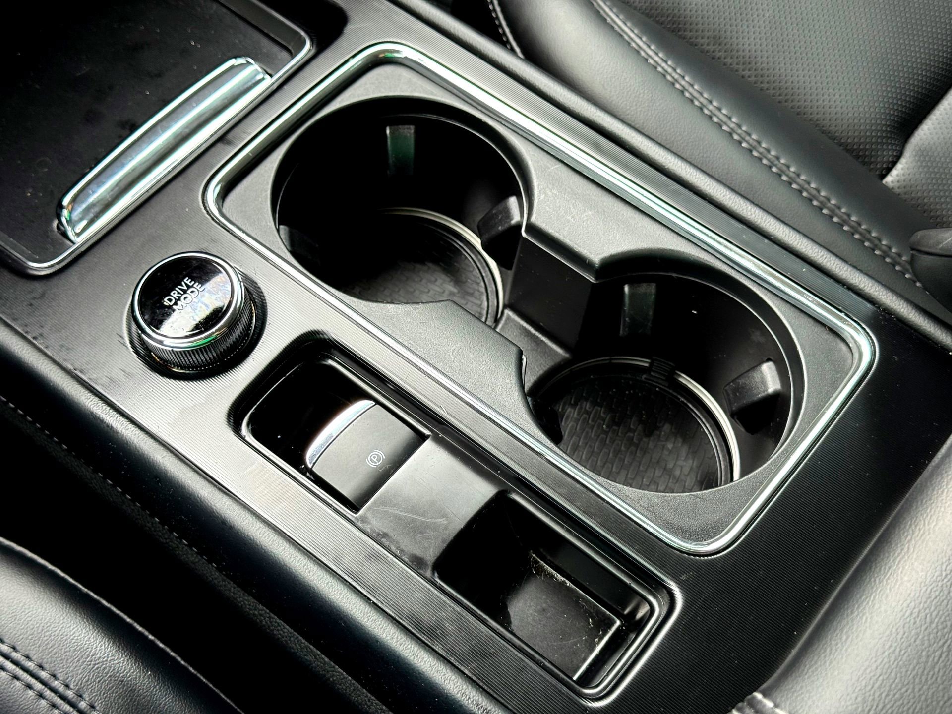 Used 2024 Lincoln Corsair FWD w/ Equipment Group 101A image 27