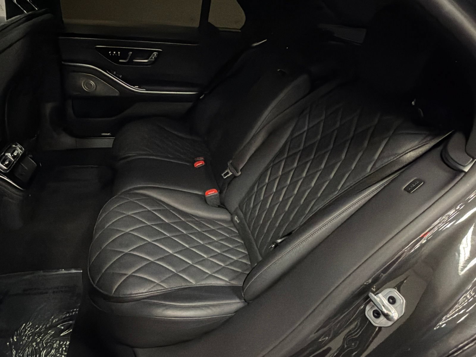 Certified 2023 Mercedes-Benz S 580e 4MATIC Sedan image 39