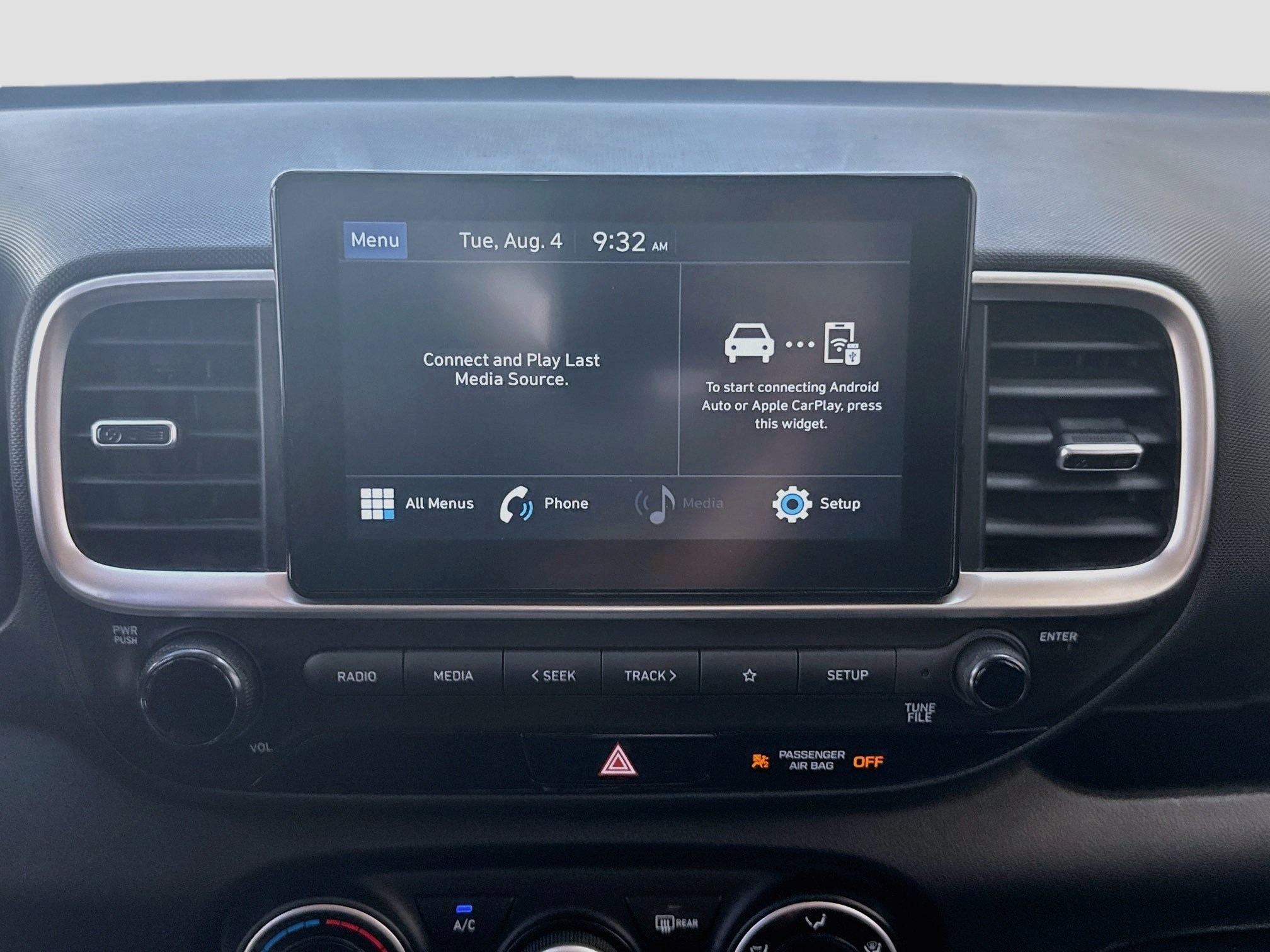 Used 2021 Hyundai Venue SE FWD image 10