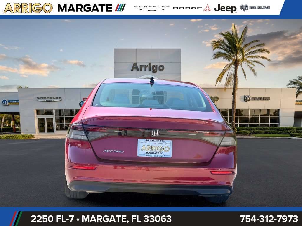 Used 2025 Honda Accord SE image 6