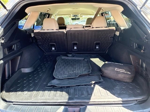 Used 2020 Subaru Outback Premium AWD/4WD image 11