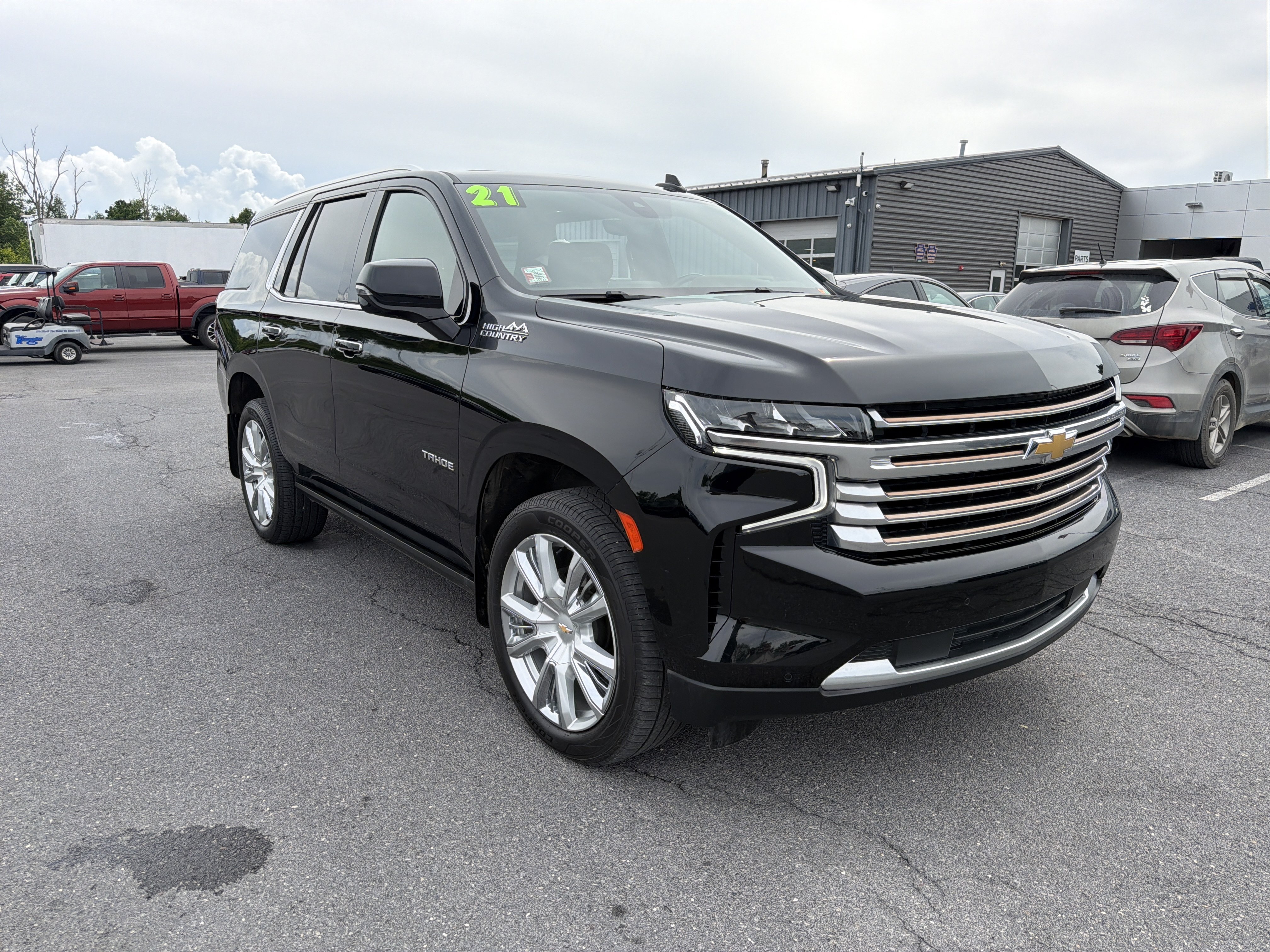 Used 2021 Chevrolet Tahoe High Country w/ Premium Package AWD/4WD image 1