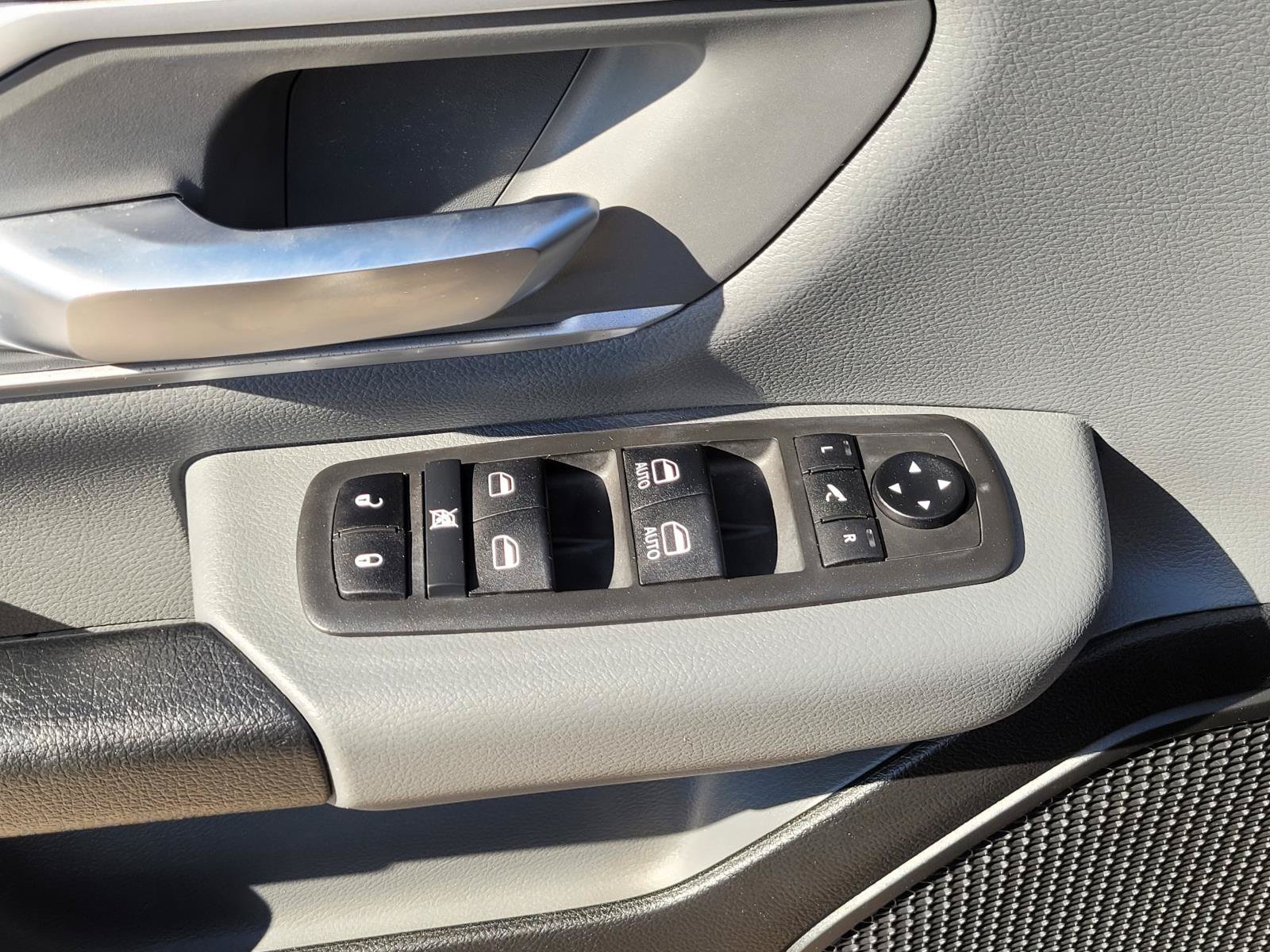 Used 2021 RAM 1500 Big Horn AWD/4WD image 28