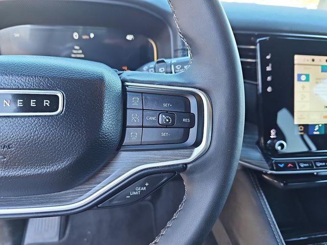 Used 2024 Jeep Wagoneer L Series III w/ Flexible Seating Group image 19