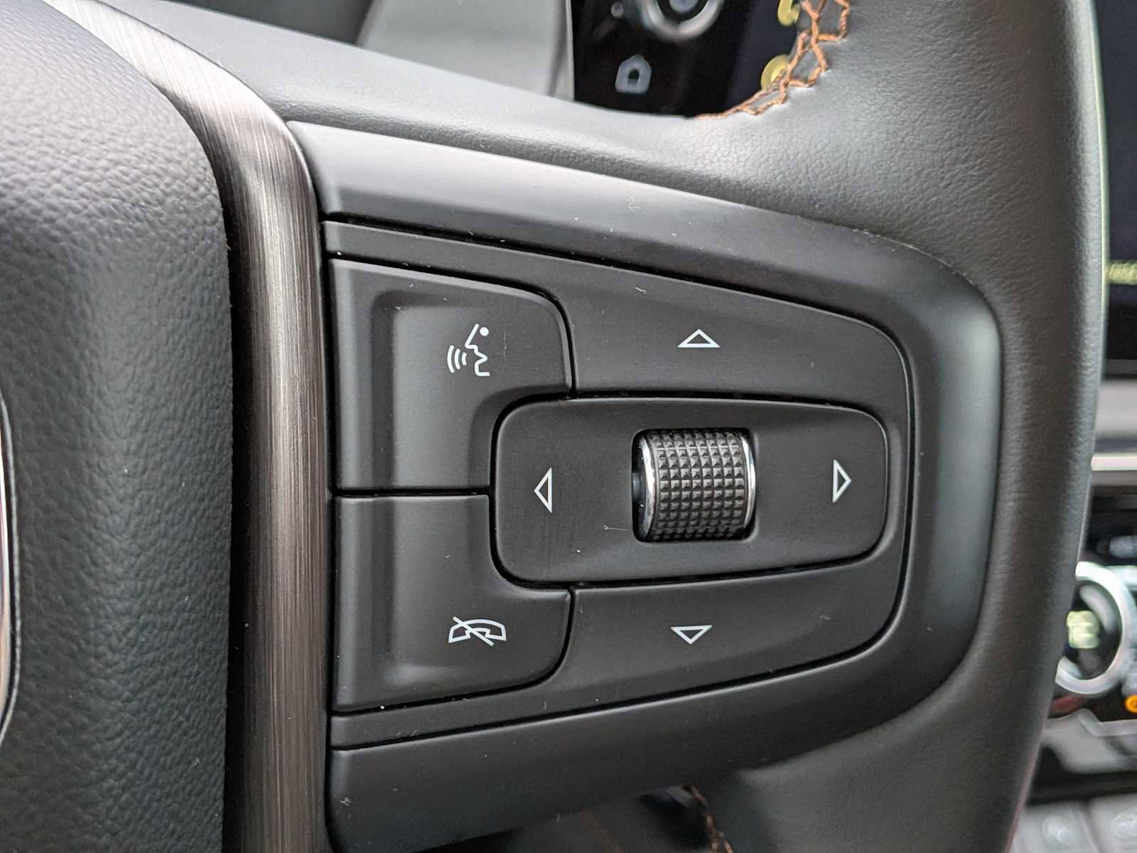 Used 2024 GMC Sierra 1500 AT4 w/ Technology Package image 27