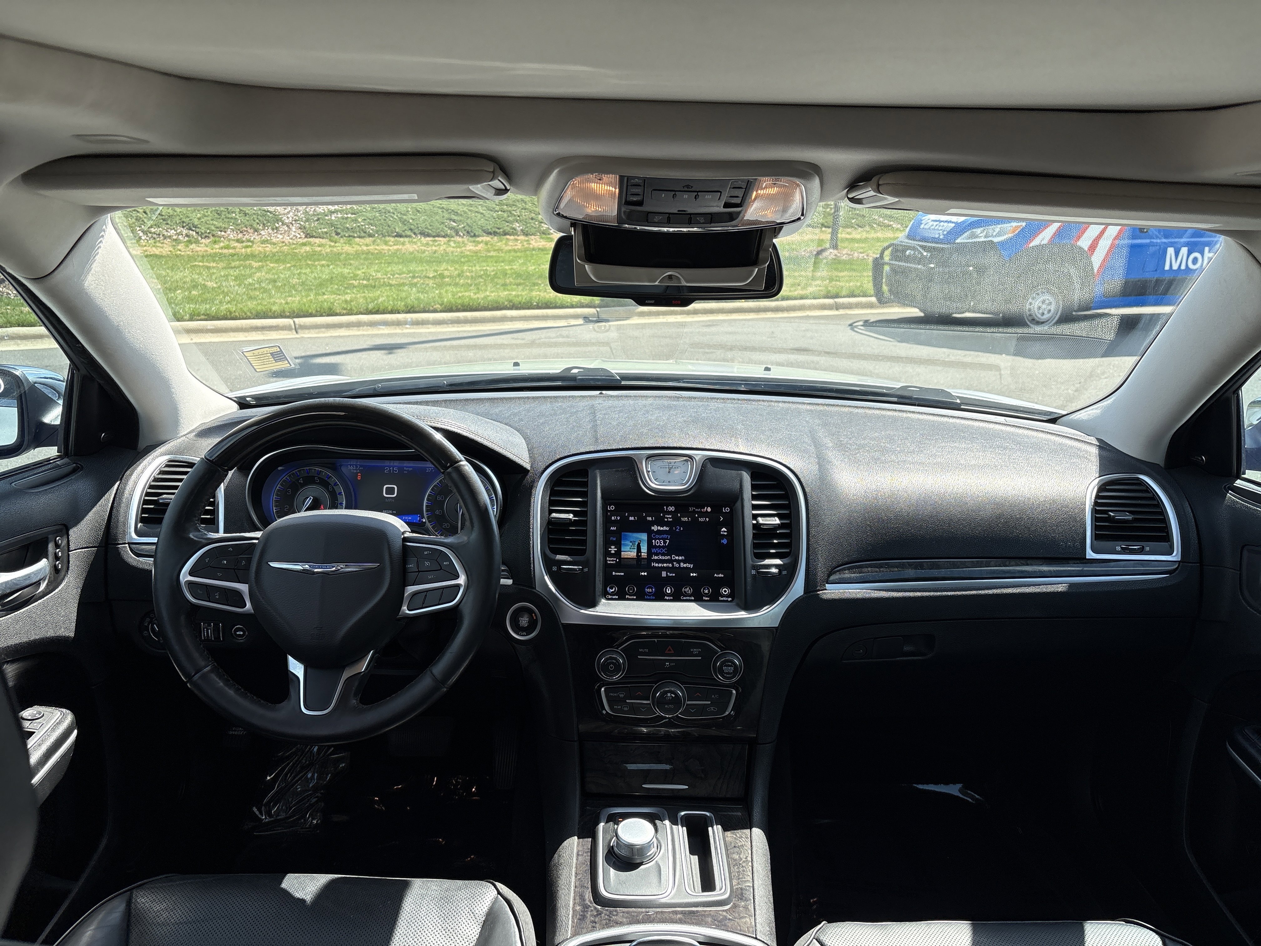 Used 2020 Chrysler 300 Limited image 20