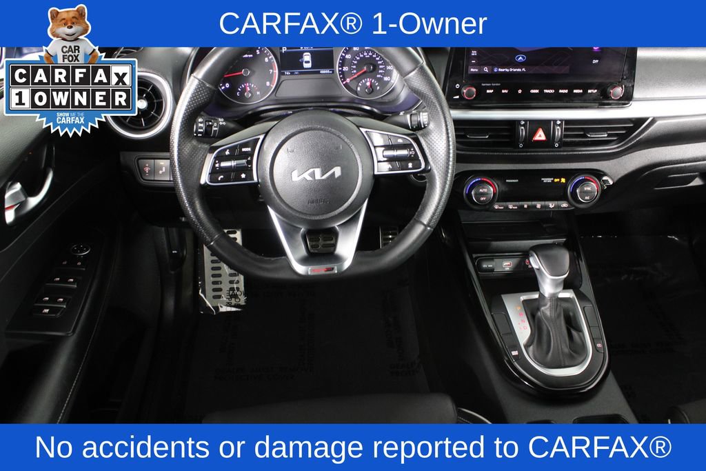 Used 2022 Kia Forte GT-Line w/ GT-Line Premium Package image 4