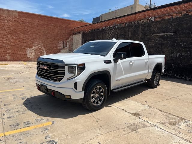 Used 2024 GMC Sierra 1500 AT4 w/ Technology Package AWD/4WD image 1