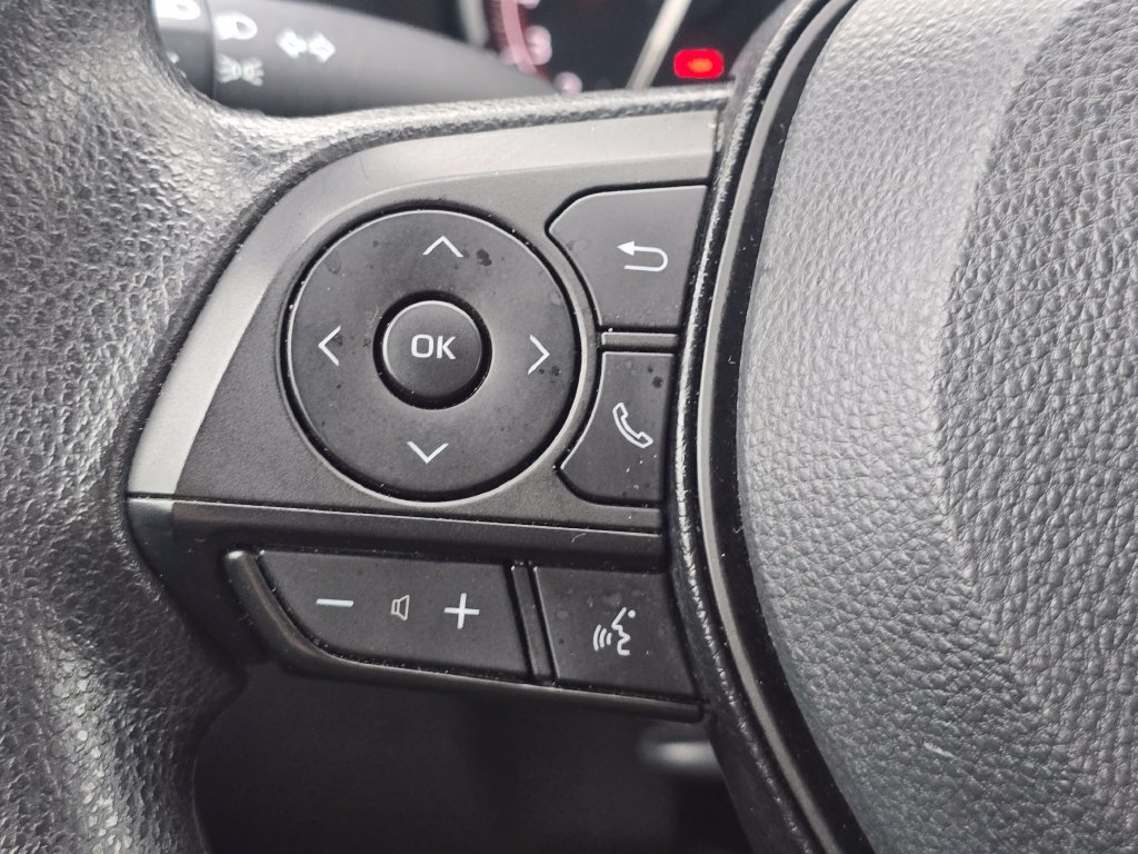 Certified 2025 Toyota RAV4 XLE AWD/4WD image 33