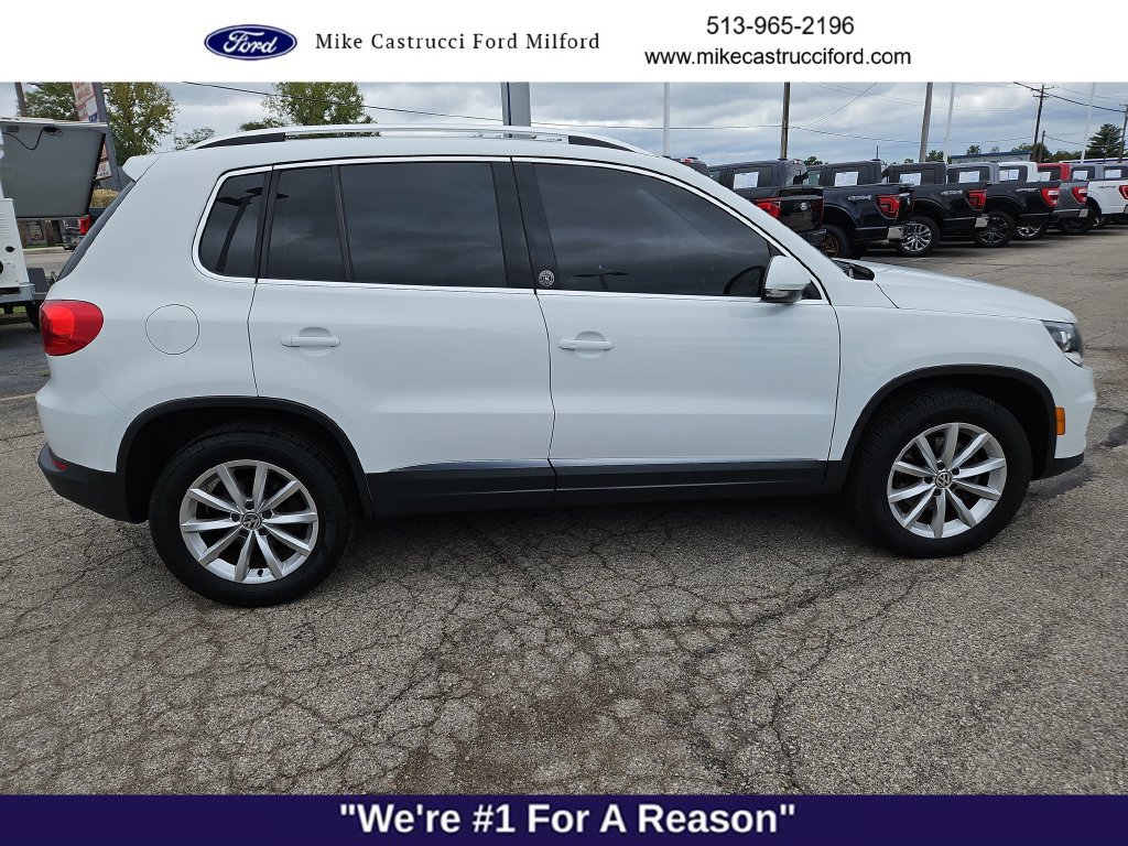 Used 2017 Volkswagen Tiguan Wolfsburg Edition AWD/4WD image 6