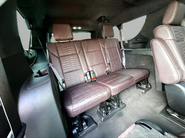 Certified 2024 Cadillac Escalade ESV Sport Platinum w/ LPO, ONYX Package AWD/4WD image 29