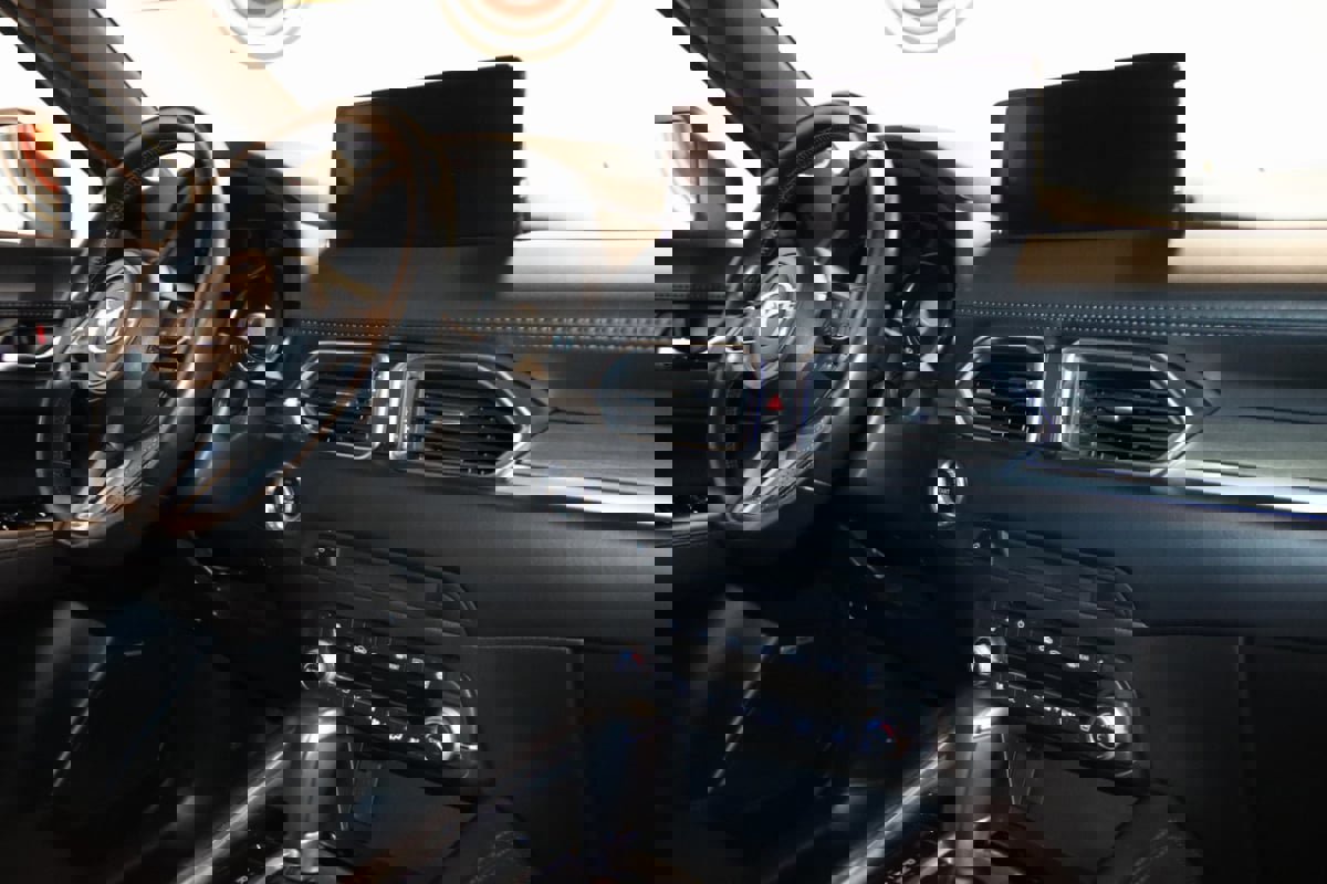 Used 2023 MAZDA CX-5 Signature image 59