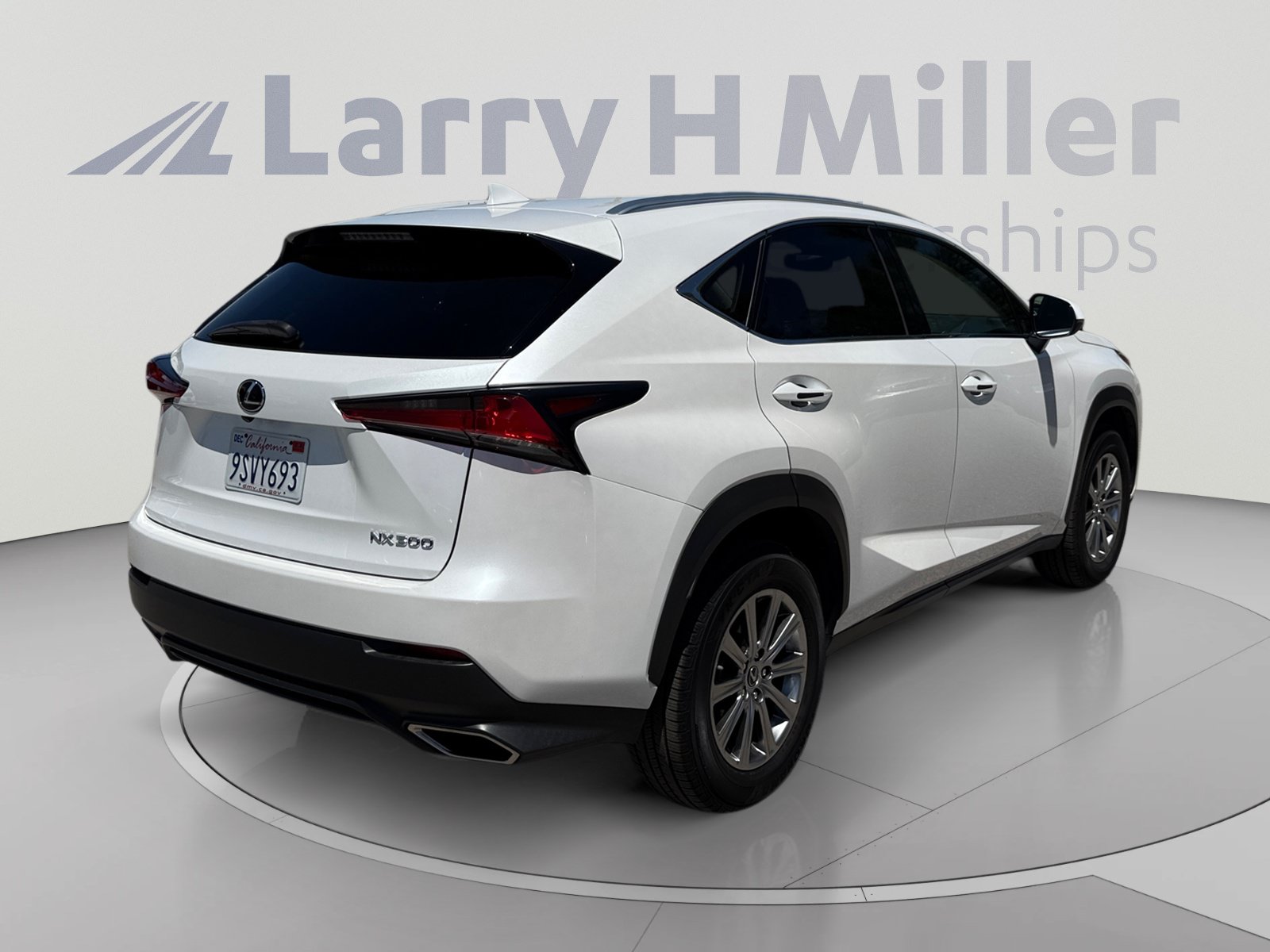 Used 2021 Lexus NX 300 FWD w/ Accessory Package image 5