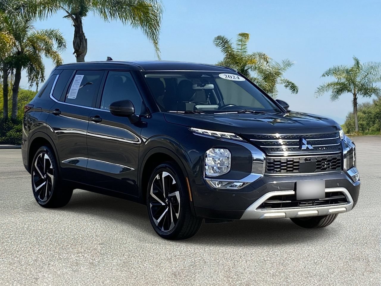 Used 2024 Mitsubishi Outlander SE FWD image 6
