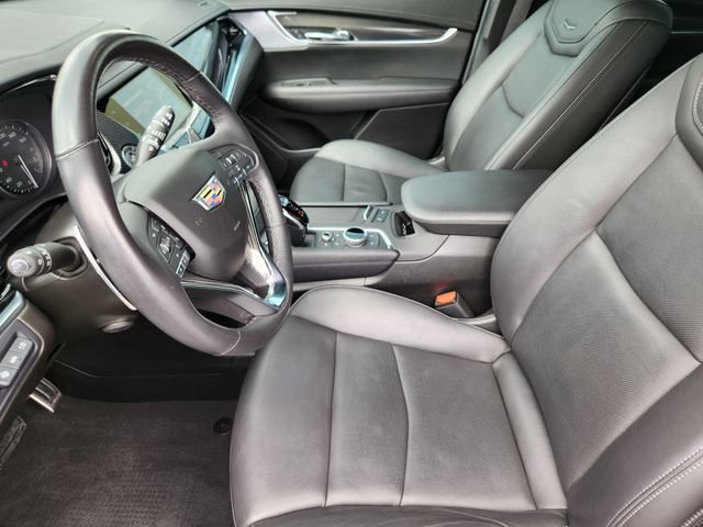 Used 2024 Cadillac XT6 Sport w/ Technology Package AWD/4WD image 9
