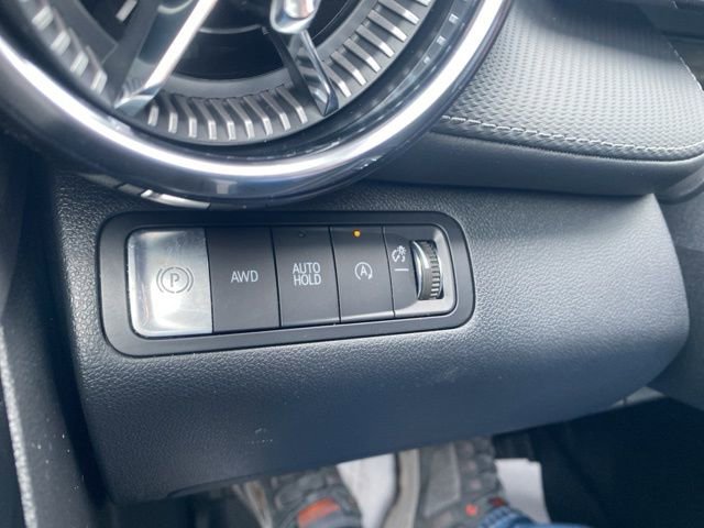 New 2026 Chevrolet Equinox LT w/ Convenience Package II image 18