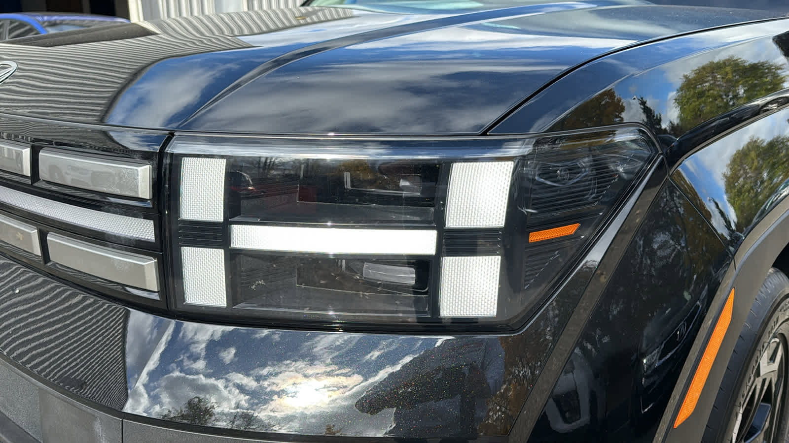 Used 2025 Hyundai Santa Fe SEL image 9