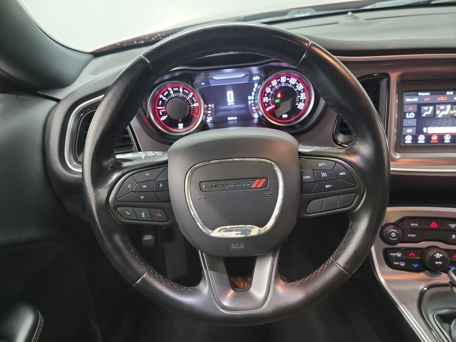 Used 2021 Dodge Challenger SXT image 17