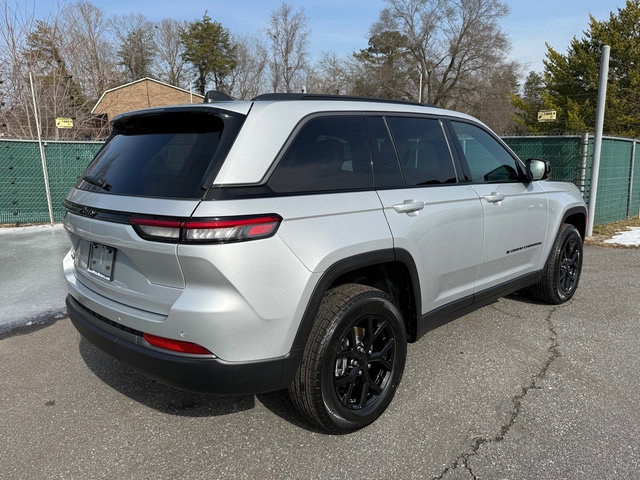 New 2026 Jeep Grand Cherokee Altitude AWD/4WD image 7