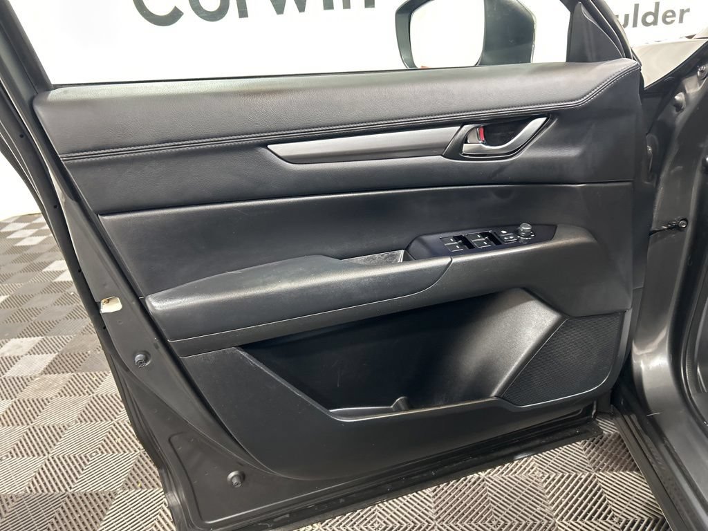 Used 2019 MAZDA CX-5 Touring FWD image 19