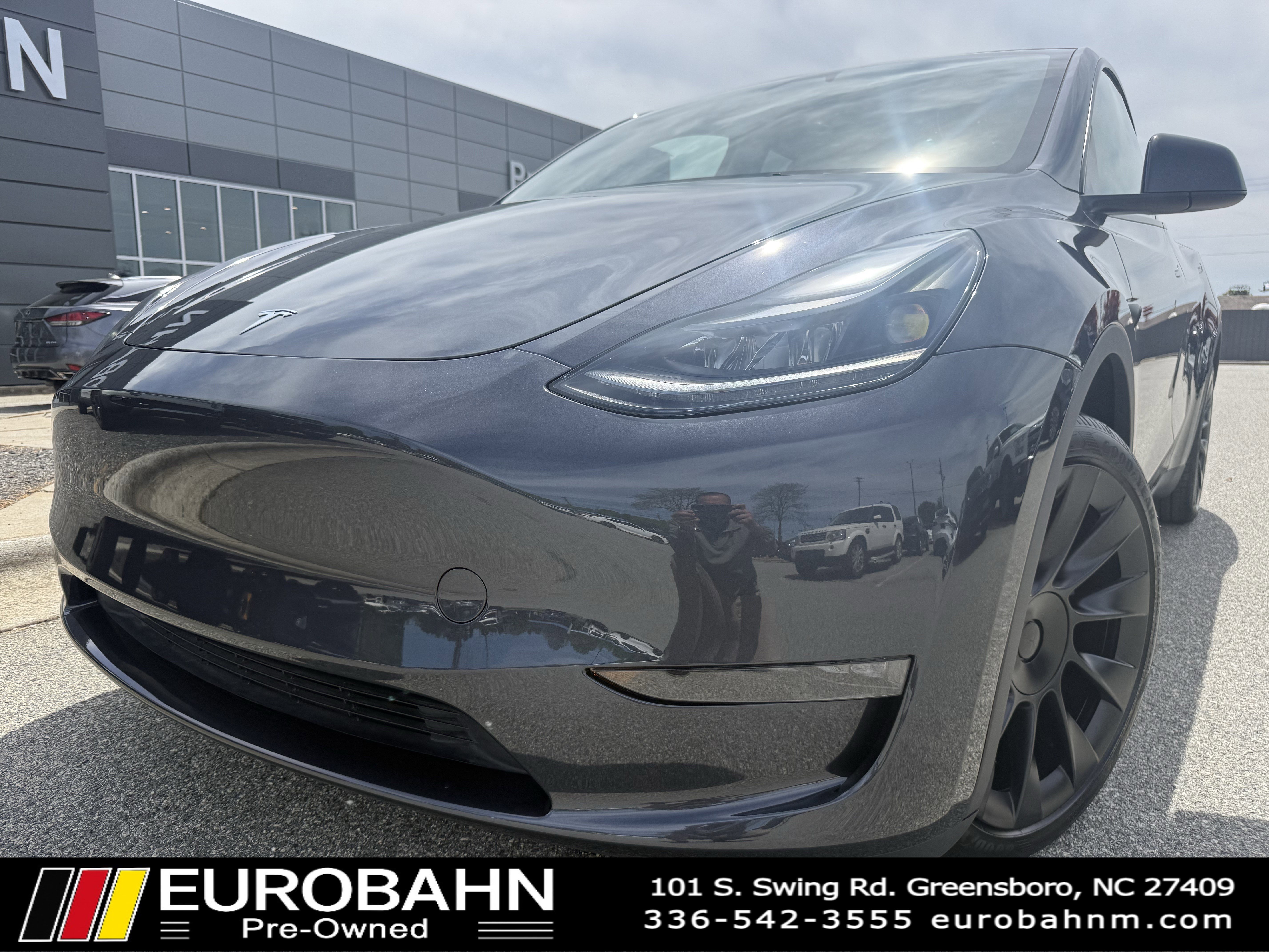 Used 2024 Tesla Model Y Long Range image 1