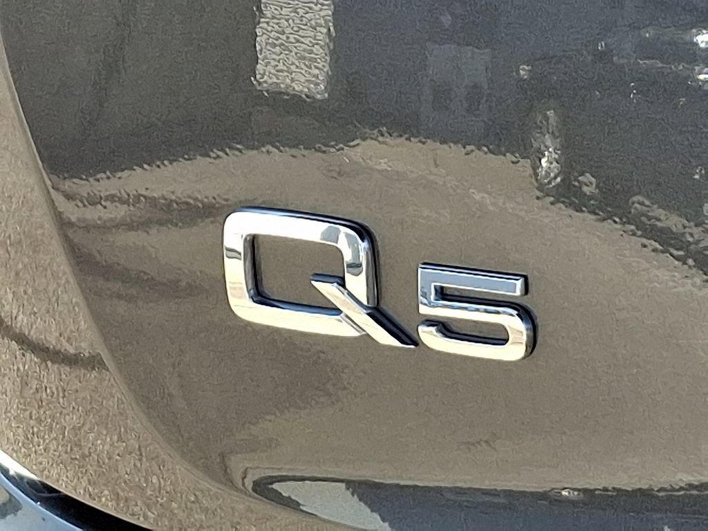 Used 2022 Audi Q5 2.0T Premium Plus w/ Premium Plus Package image 33