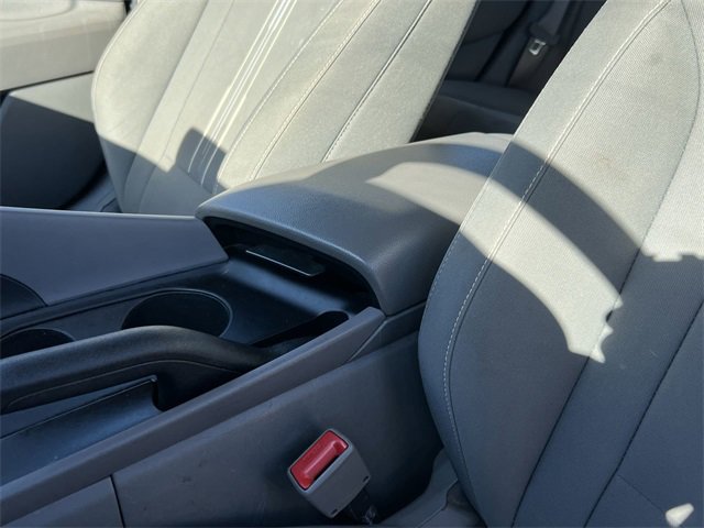 Used 2022 Hyundai Elantra SEL image 20