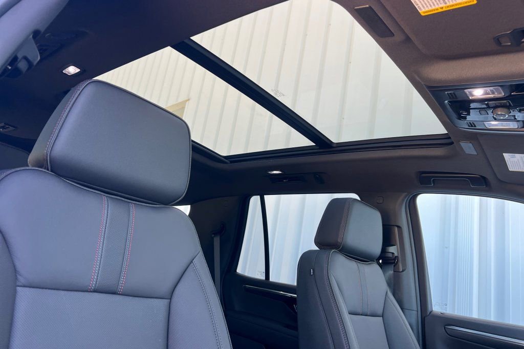 New 2026 Chevrolet Tahoe RST w/ Advanced Technology Package AWD/4WD image 15