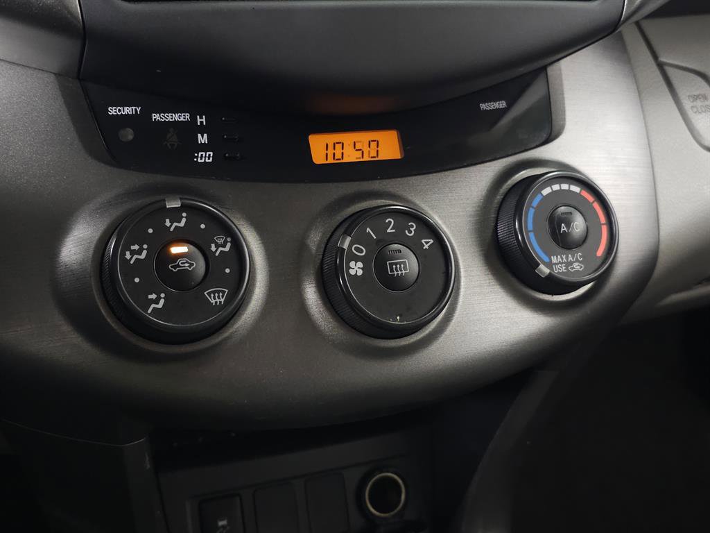 Used 2012 Toyota RAV4 4WD image 20