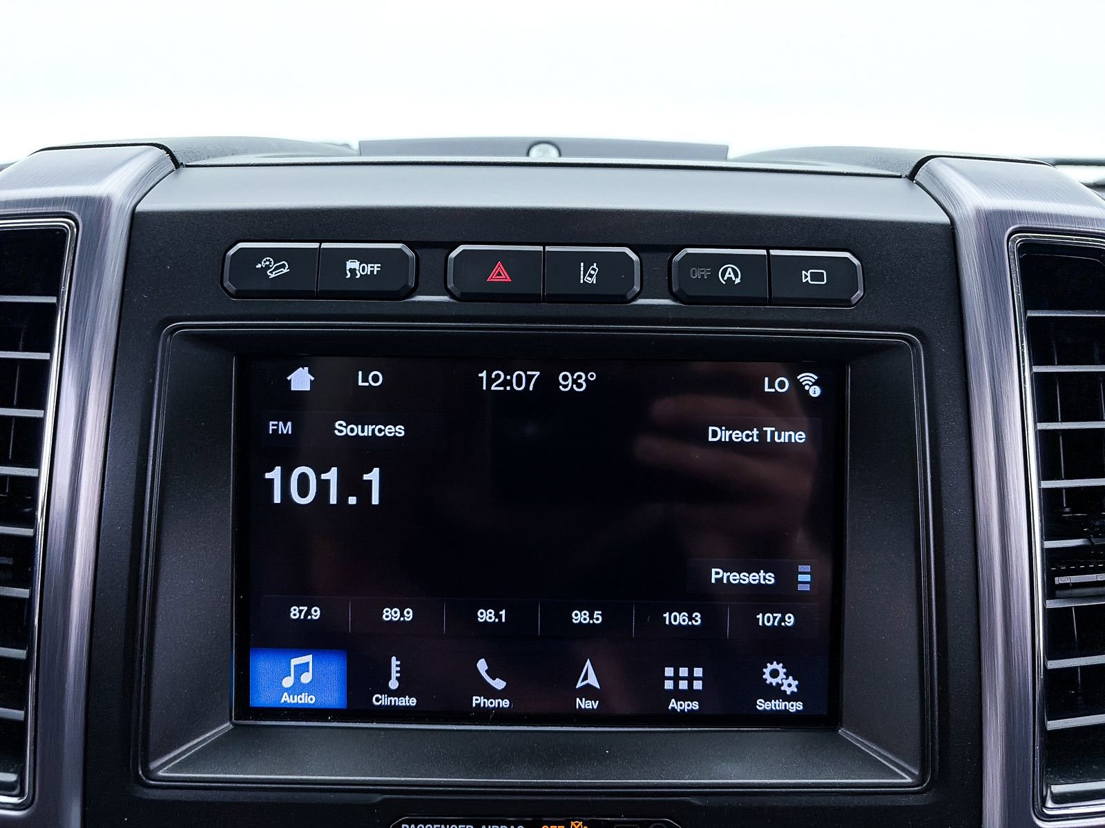 Used 2019 Ford Expedition Max Platinum AWD/4WD image 23