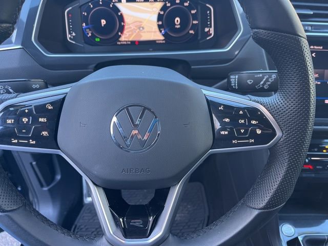 Used 2024 Volkswagen Tiguan SEL R-Line image 20