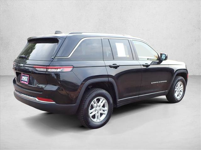 Used 2024 Jeep Grand Cherokee Laredo AWD/4WD video 4