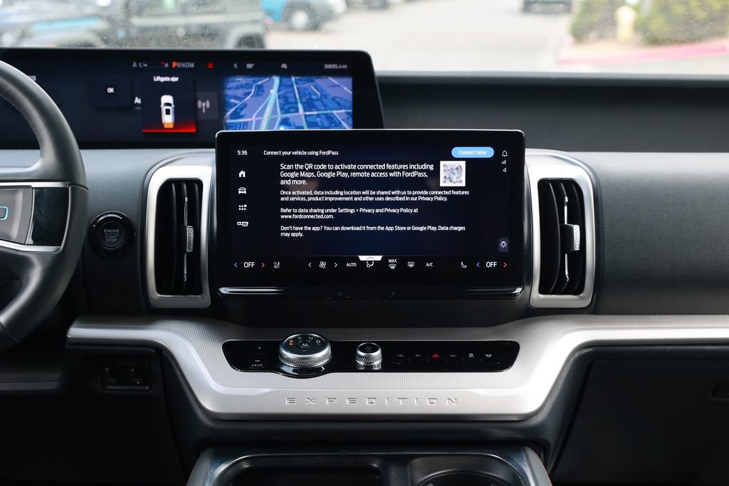 Used 2025 Ford Expedition Active RWD image 31