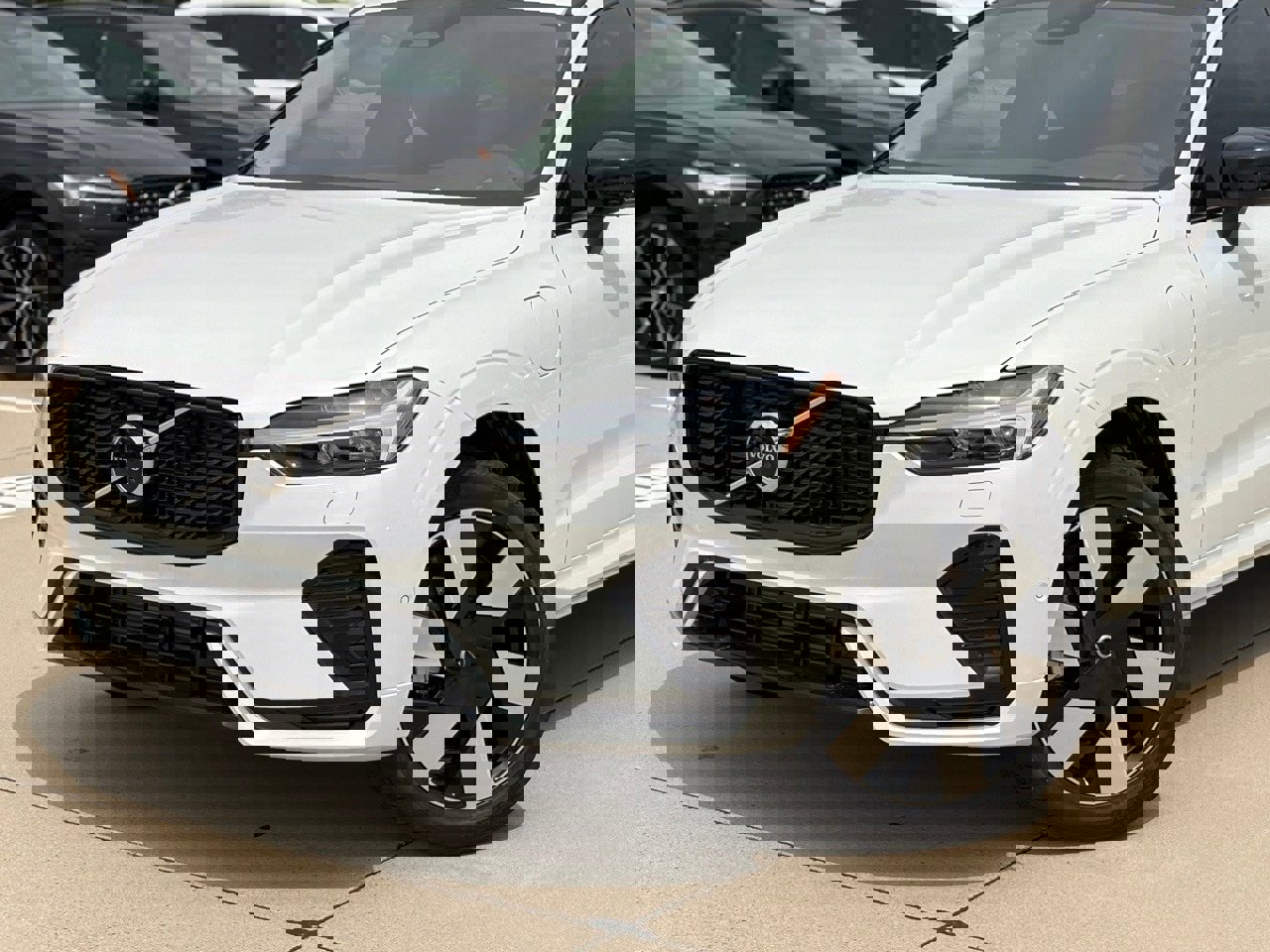 New 2025 Volvo XC60 T8 Plus w/ Protection Package Premier image 6