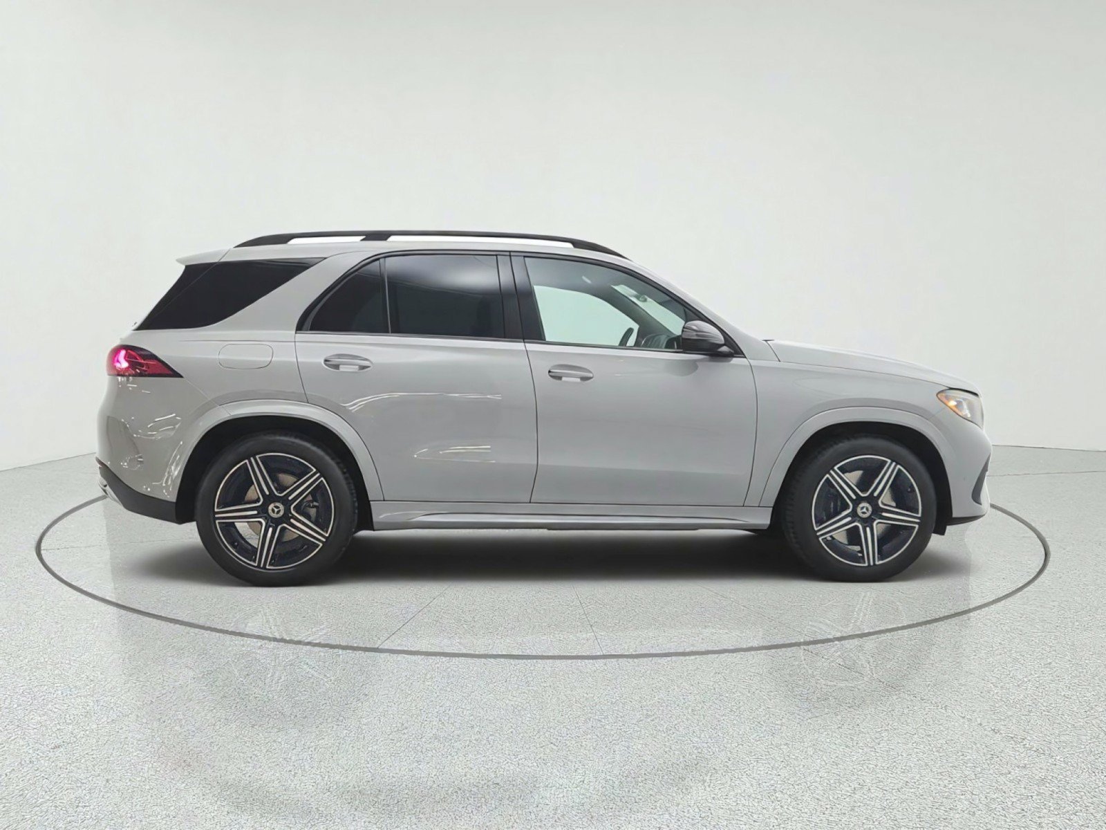 New 2027 Mercedes-Benz GLE 450 4MATIC image 4