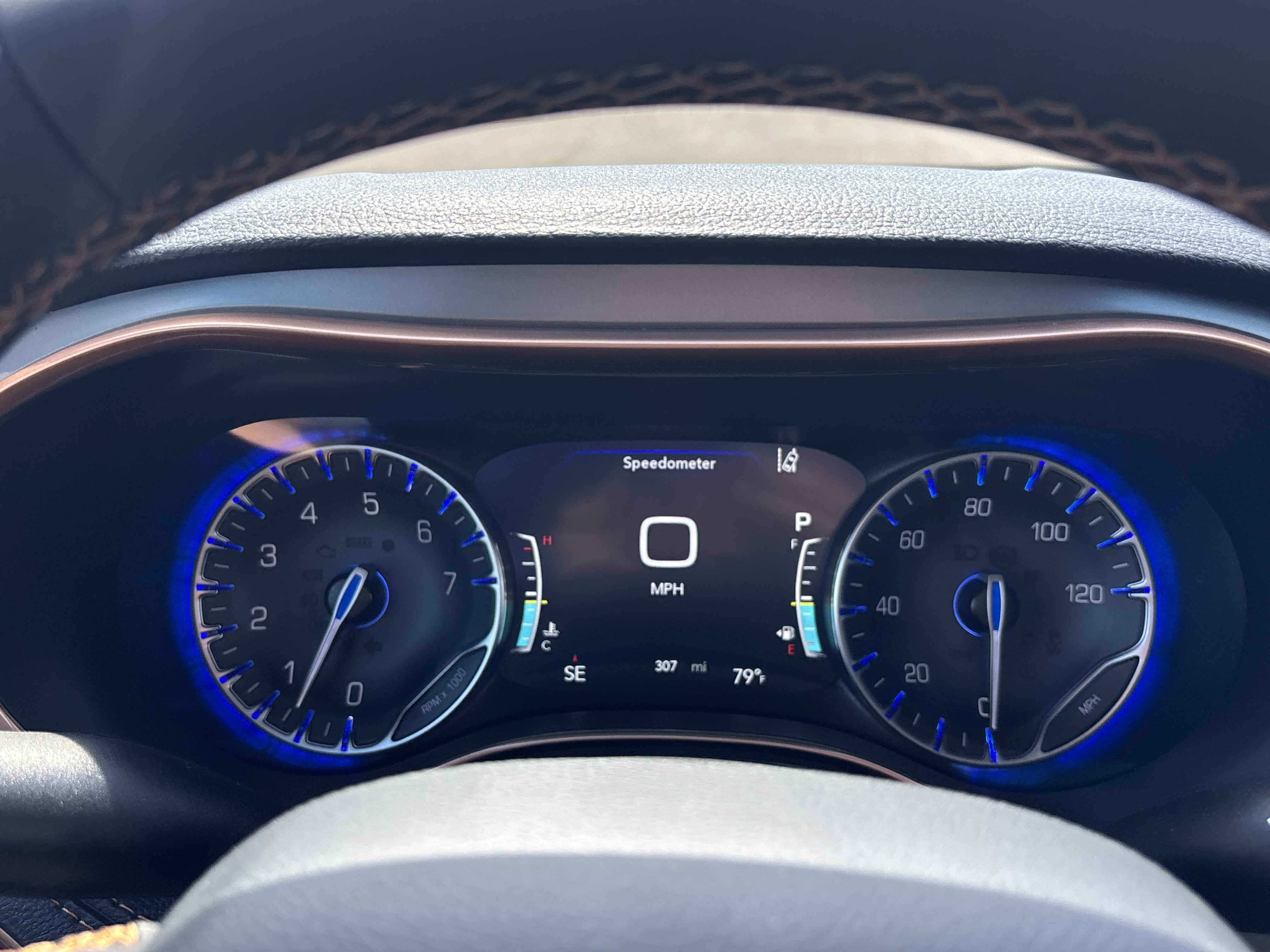 New 2027 Chrysler Pacifica Pinnacle FWD image 34