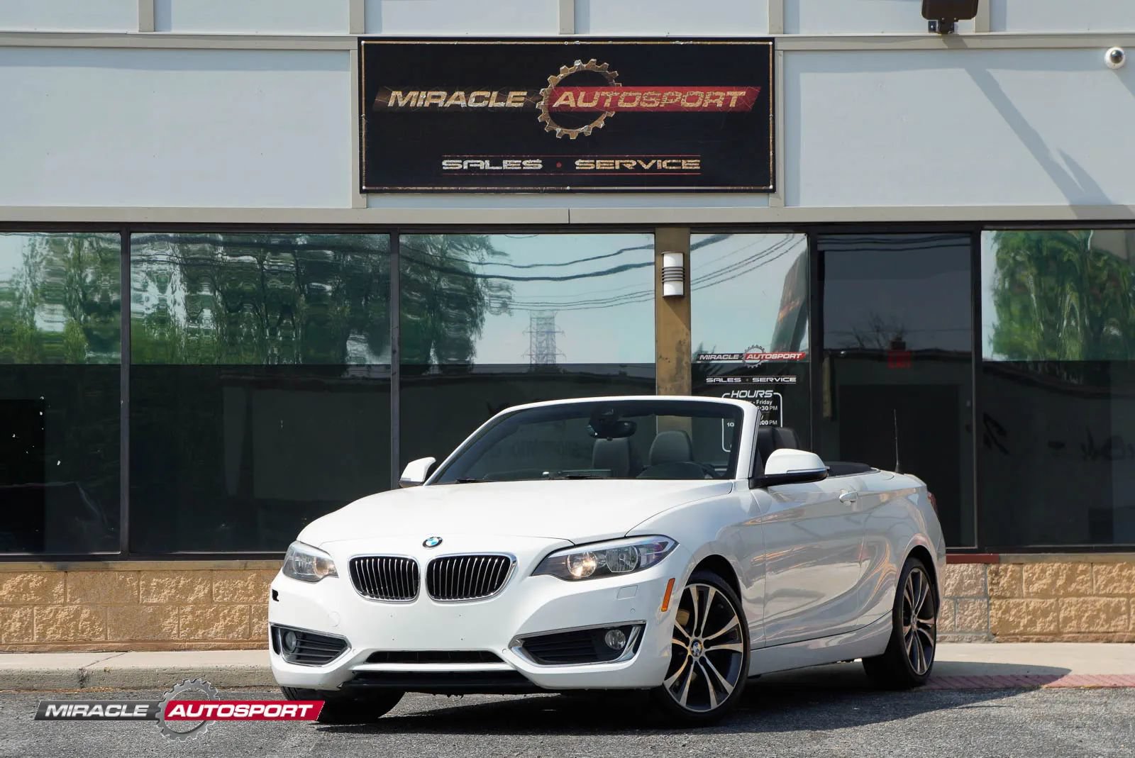 Used 2017 BMW 230i xDrive Convertible AWD/4WD image 1